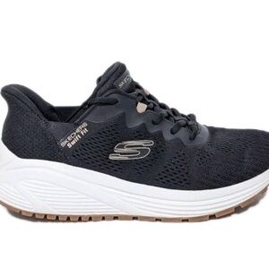 Skechers Black Swift Fit Sneakers- Women’s Size 8, New in Box
